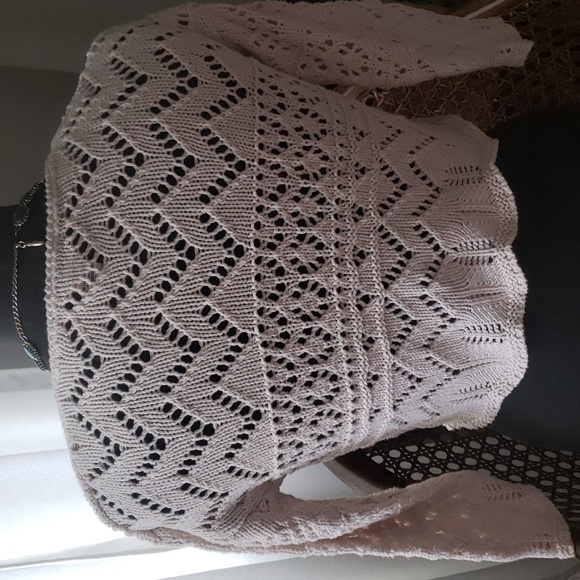 Crochet Crop Sweater - Picture 4 of 6